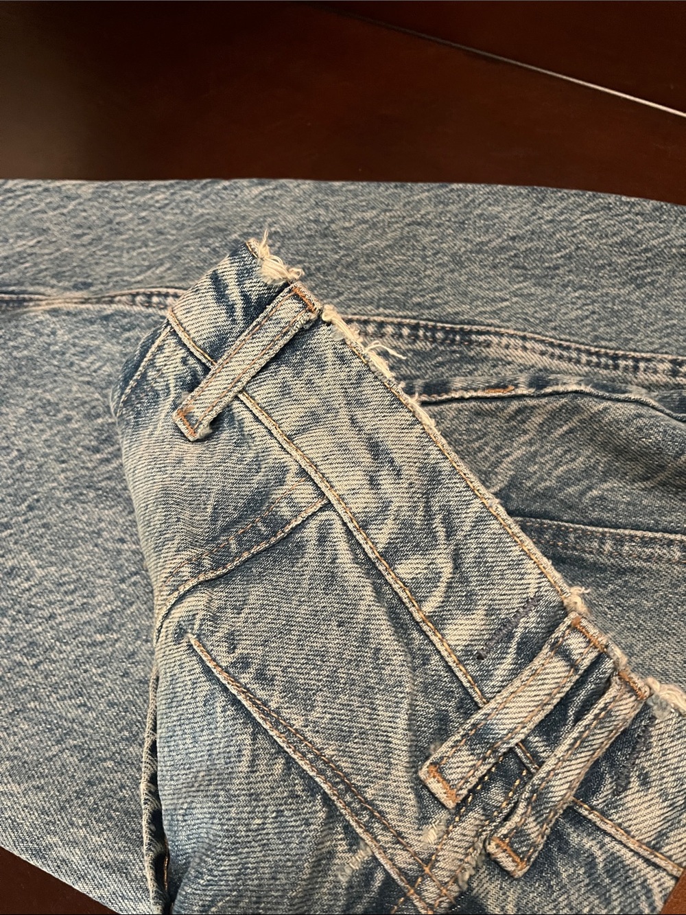 We The Free Light Blue good luck barrel jeans. With distressing  NWOT - Picture 10 of 12